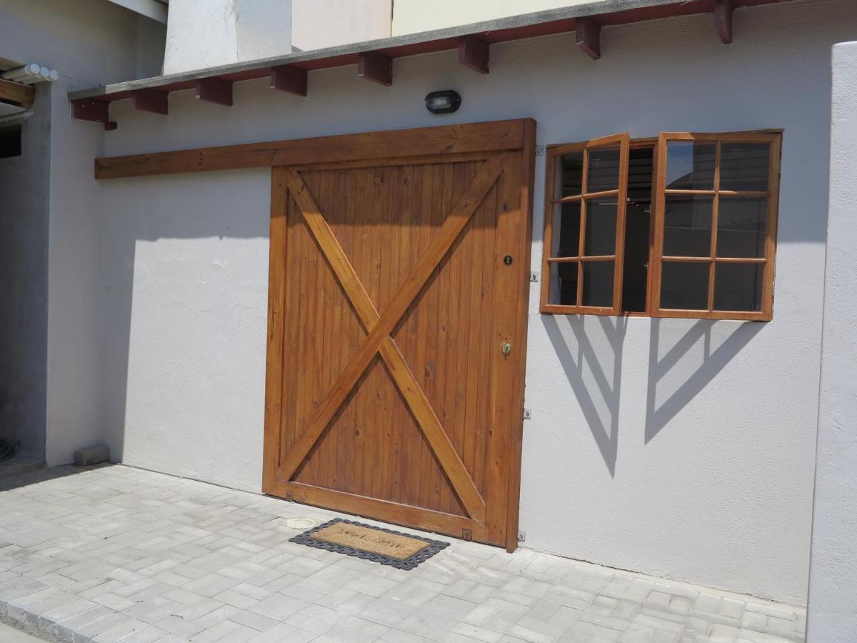 Eazy Sleep Accommodation Swakopmund Exterior foto